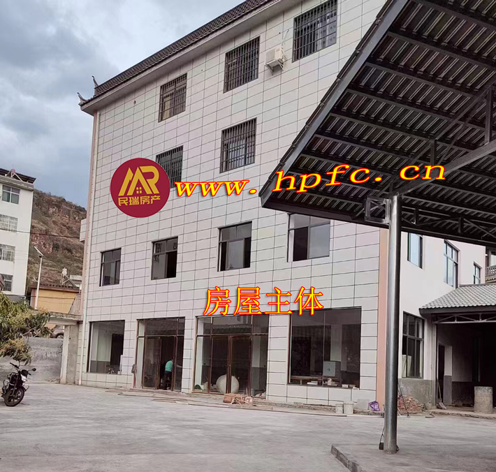 梭罗完小附近独栋三层（700㎡大场地）房屋出租