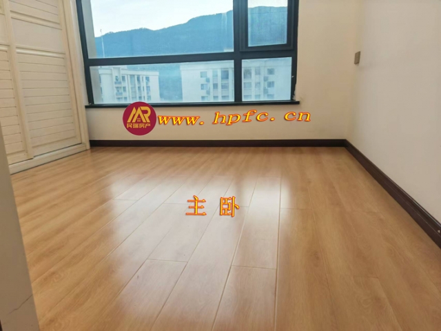 中和花园中层（三室二厅一厨二卫）套房出售
