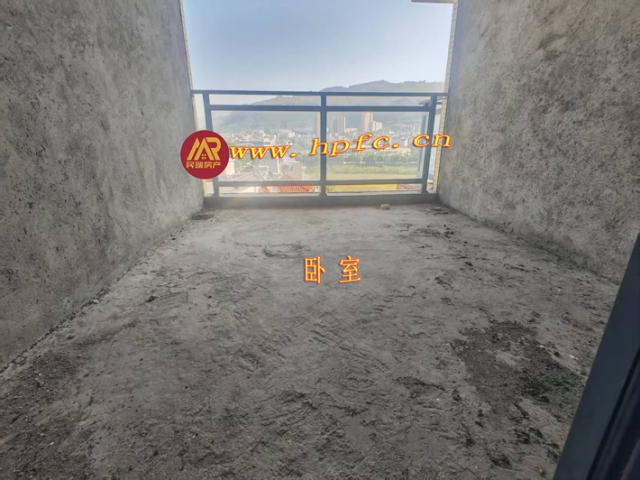 蓝色港湾（四室二厅一厨二卫）毛坯房出售 0638